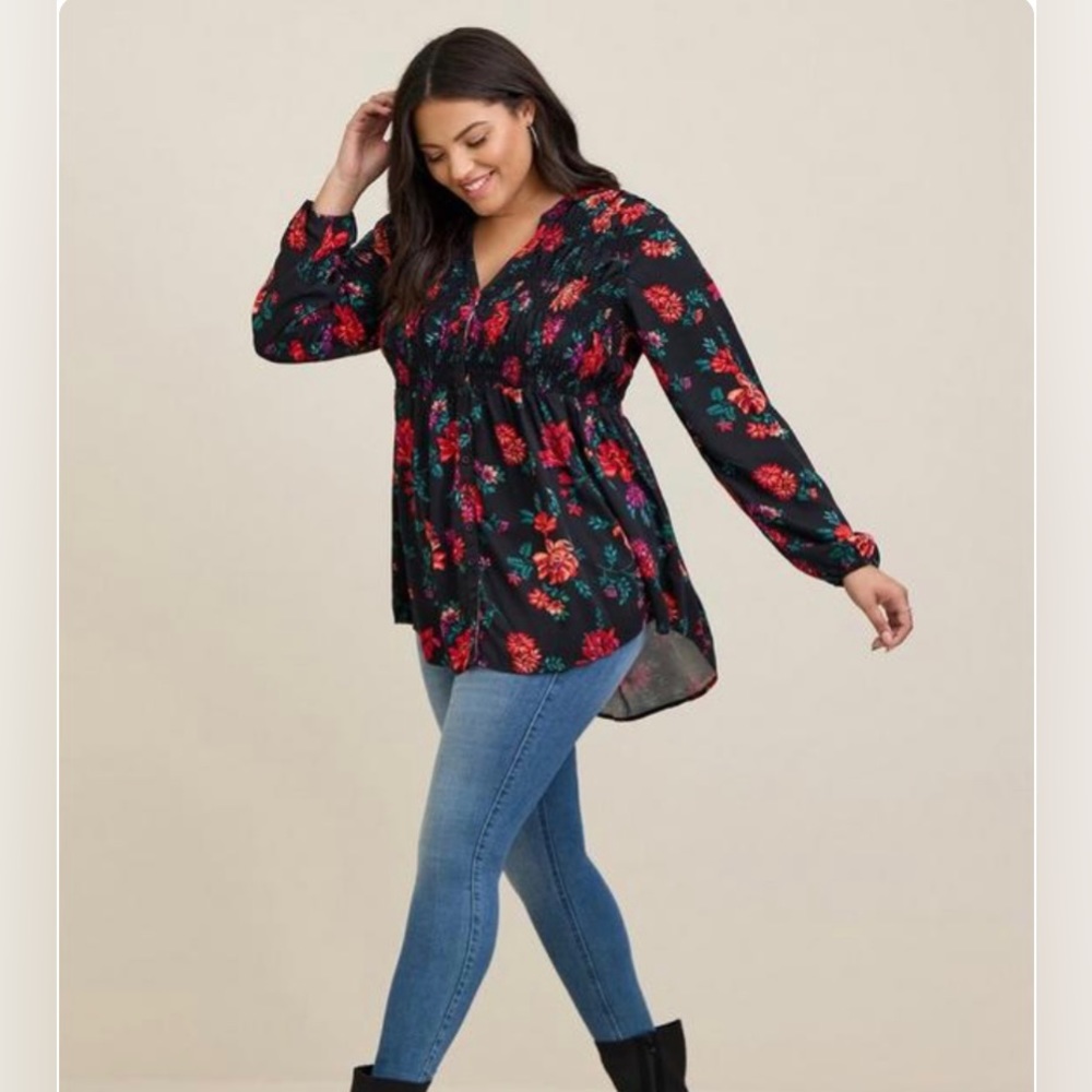 Rayon Twill Smocked Button-Front Tunic Top 3X - Picture 2 of 10